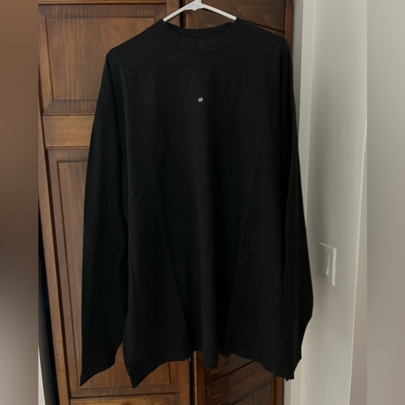 Yeezy Gap Oversized Black Long Sleeve Shirt - Picture 1 of 2